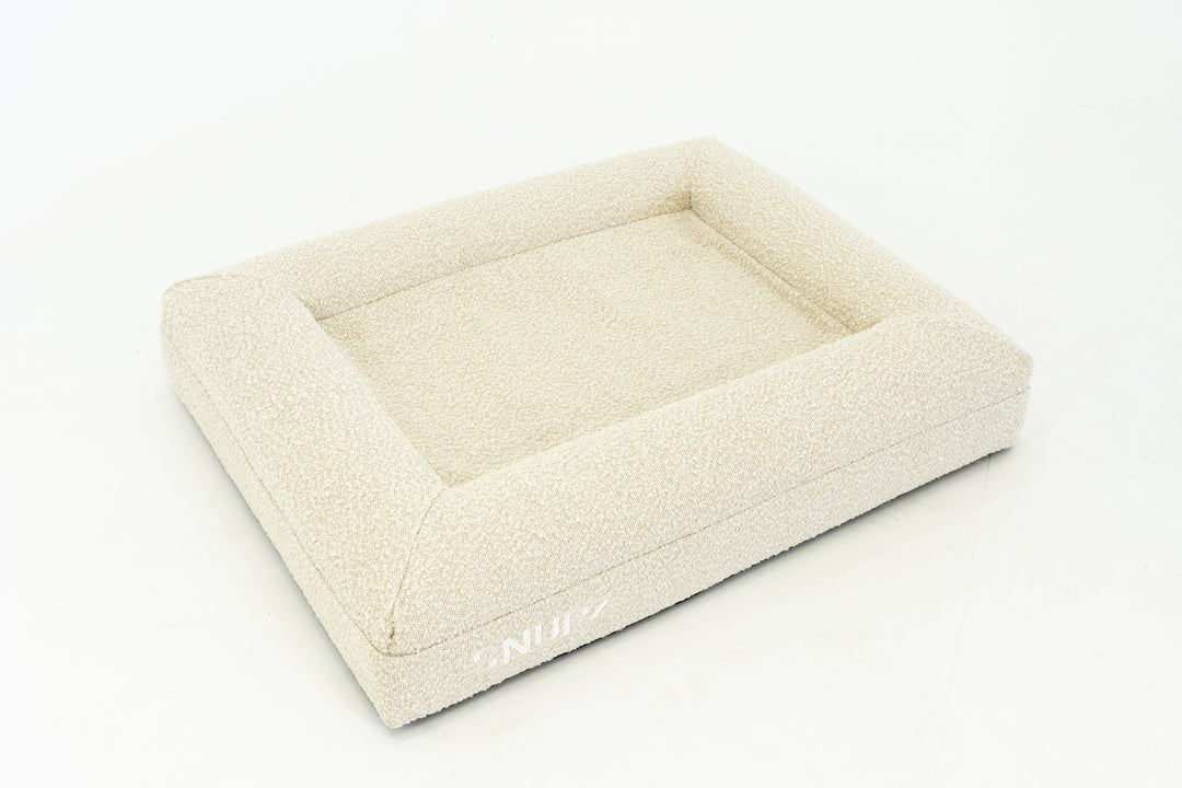 SNUPZ Luxury Orthopedic cream/white boucle dog bed